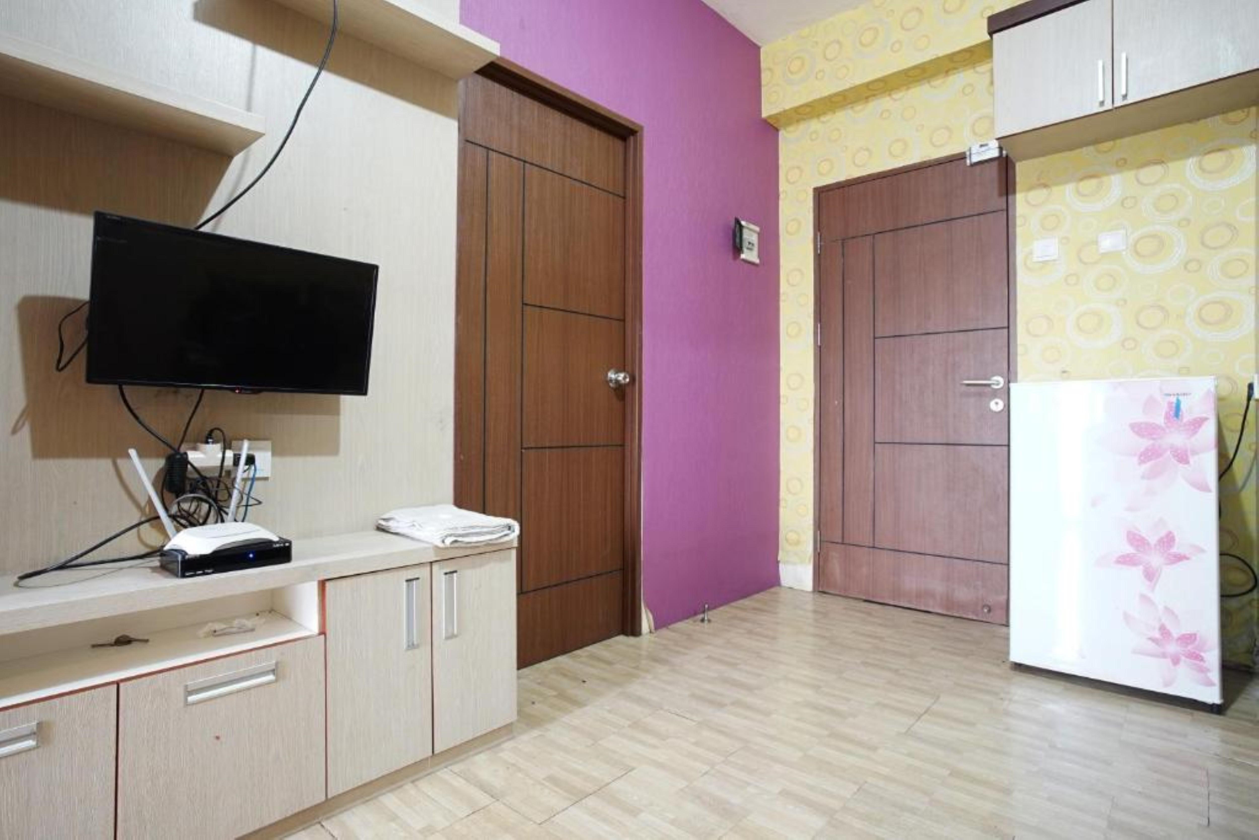 Planet Room Kemang View Bekasi Exterior foto